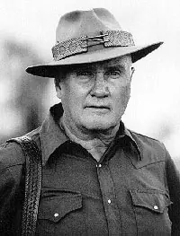 10mm auto vs .40 S&W: The Brother War | The Dead Calibers Archive 4 Jeff Cooper - Father of the 10mm Auto